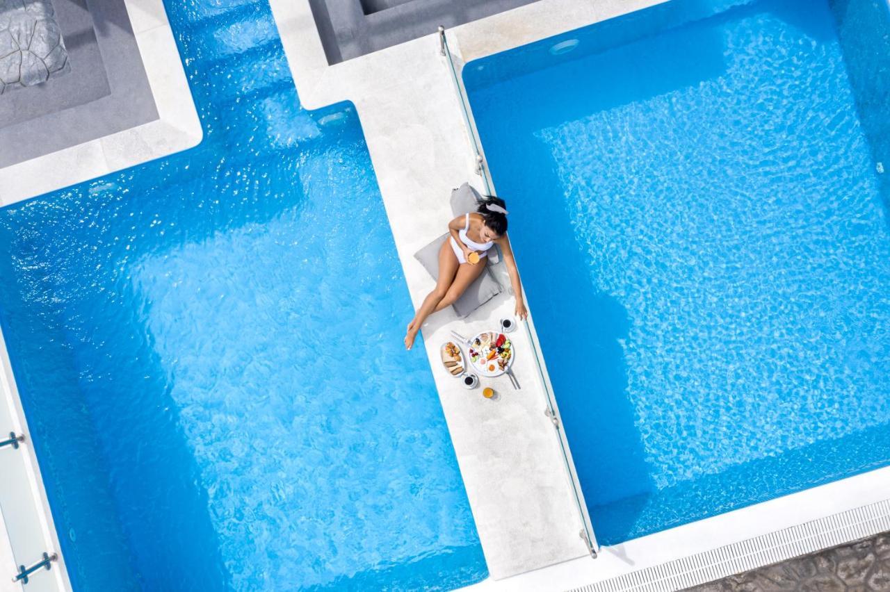 สเปลนเดอร์ รีสอร์ต Hotel ฟิรอสเตฟานี ภายนอก รูปภาพ