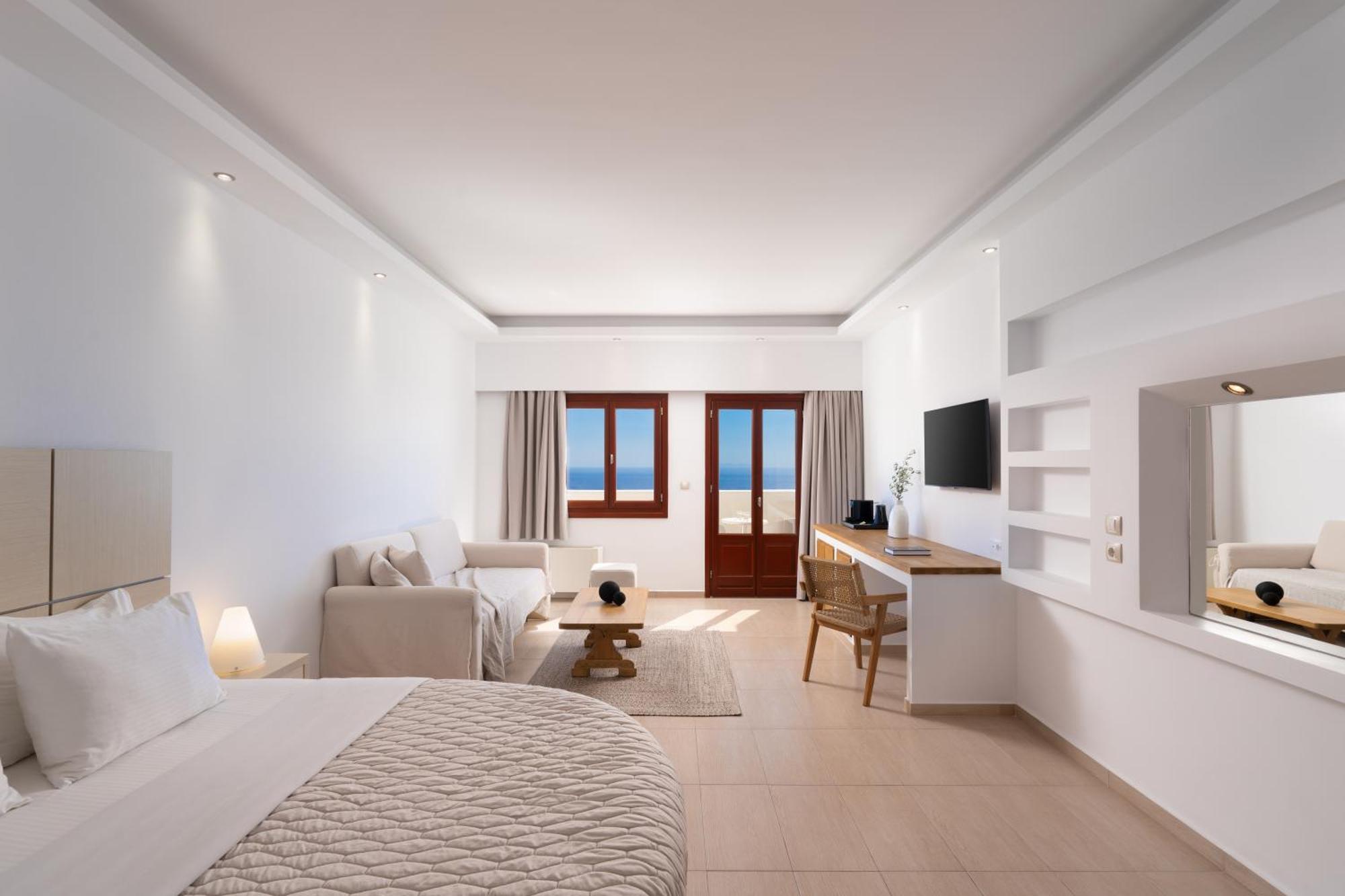 สเปลนเดอร์ รีสอร์ต Hotel ฟิรอสเตฟานี ภายนอก รูปภาพ