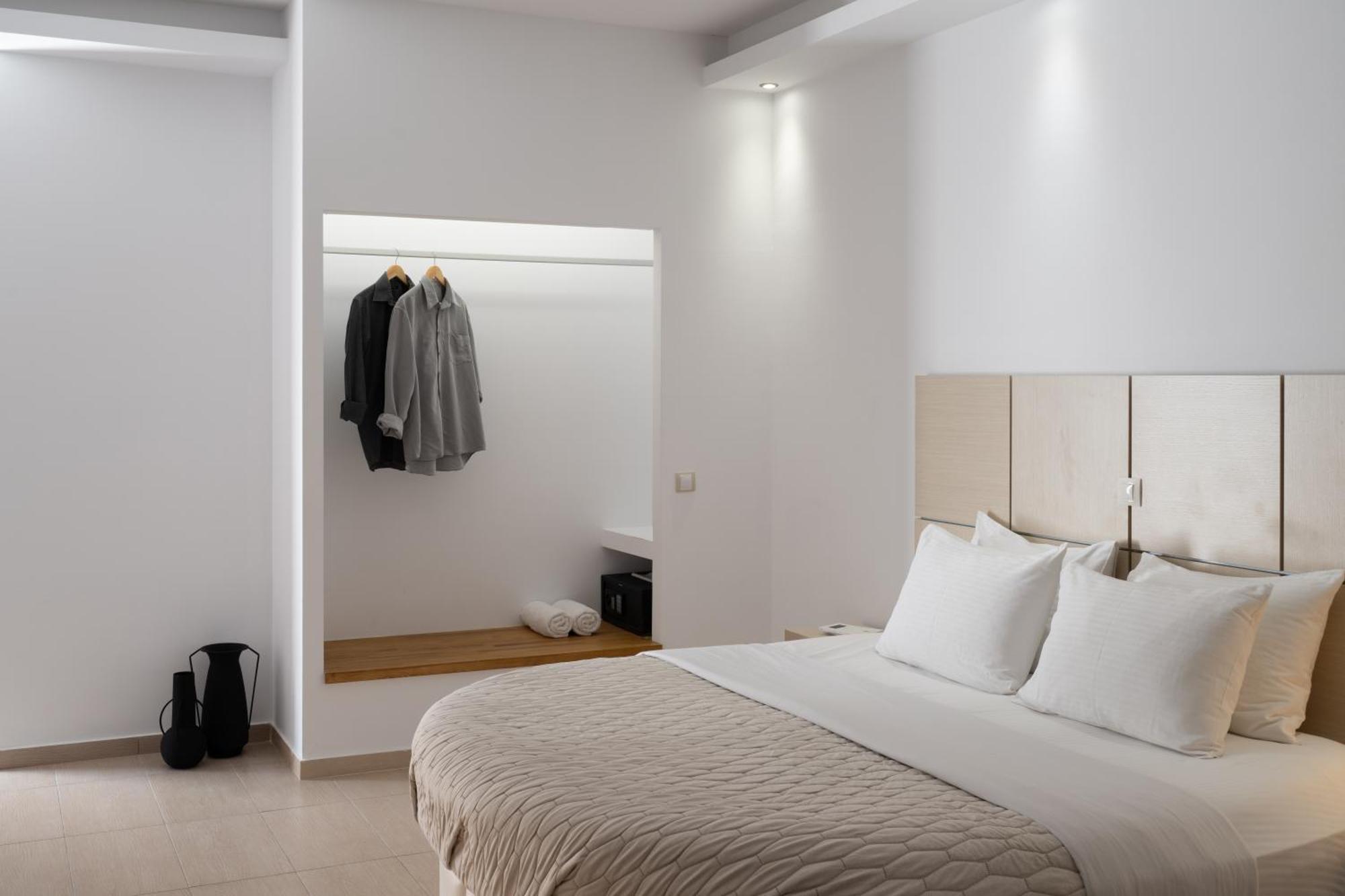 สเปลนเดอร์ รีสอร์ต Hotel ฟิรอสเตฟานี ภายนอก รูปภาพ